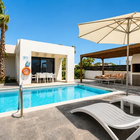 Villa Salty Sun 4 *