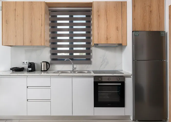 Salty Sun 4 Kremastí